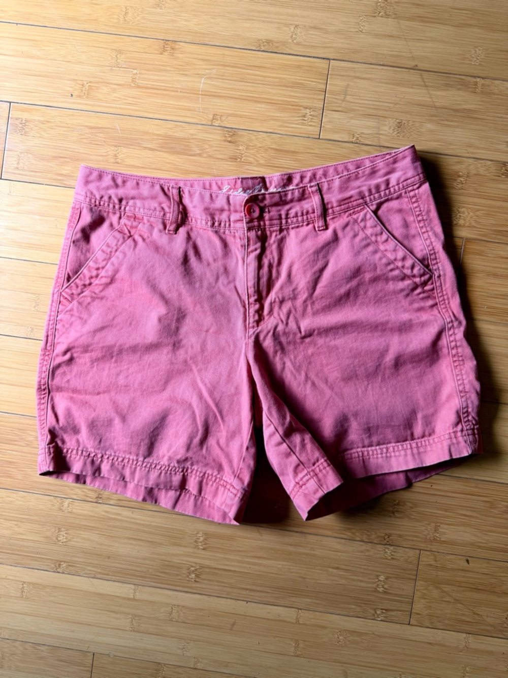 Eddie Bauer Coral Chino Shorts Cotton Summer Preppy Coastal Classic Size 6